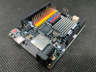 uno_r4_wifi_arduino_compatible_board